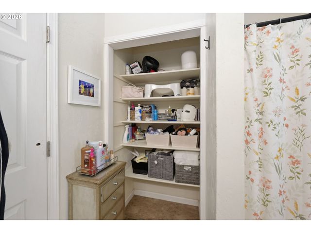 3625 KENDRA St, Eugene, OR 97404