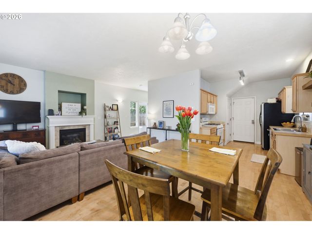 3625 KENDRA St, Eugene, OR 97404