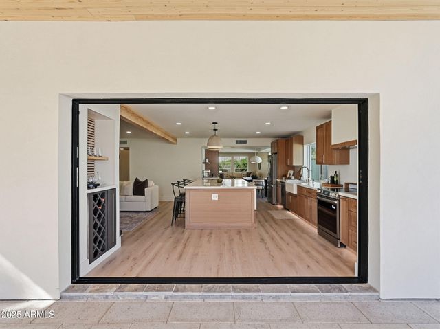 6613 N 81ST Place, Scottsdale, AZ 85250