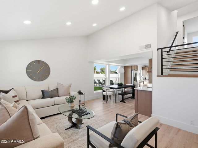 6613 N 81ST Place, Scottsdale, AZ 85250