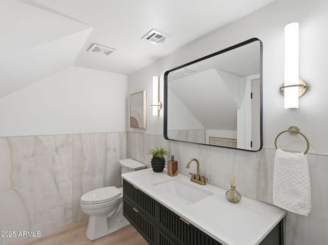 6613 N 81ST Place, Scottsdale, AZ 85250