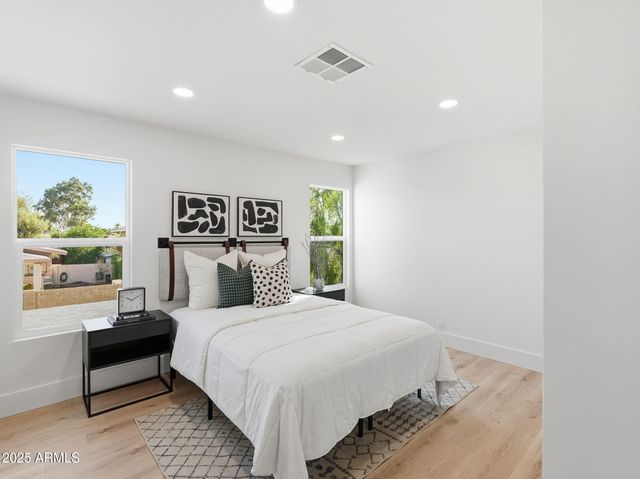 6613 N 81ST Place, Scottsdale, AZ 85250