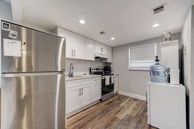 8370 Sands Point Boulevard Boulevard H208, Tamarac, FL 33321