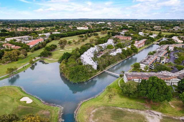 8370 Sands Point Boulevard Boulevard H208, Tamarac, FL 33321