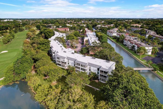 8370 Sands Point Boulevard Boulevard H208, Tamarac, FL 33321