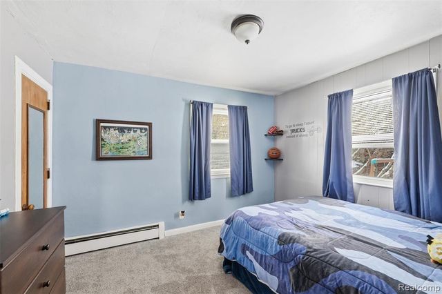 92 Hartley Street, Lapeer, MI 48446