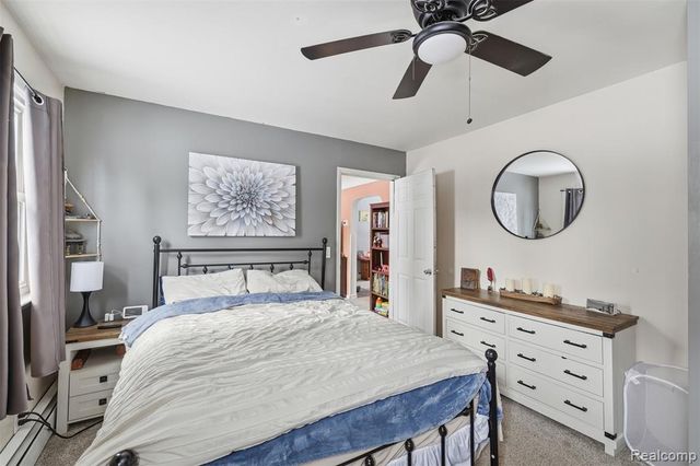 92 Hartley Street, Lapeer, MI 48446