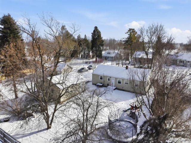 92 Hartley Street, Lapeer, MI 48446