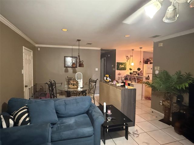 3306 Garrison Court, Houston, TX 77014