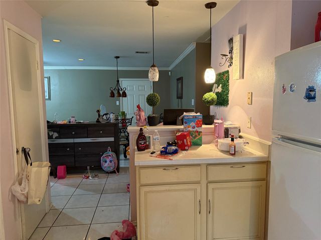 3306 Garrison Court, Houston, TX 77014