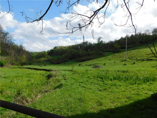 108 Oak Spring Rd, East Finley, PA 15377