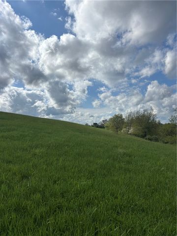 108 Oak Spring Rd, East Finley, PA 15377