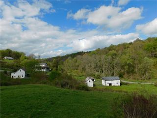 108 Oak Spring Rd, East Finley, PA 15377