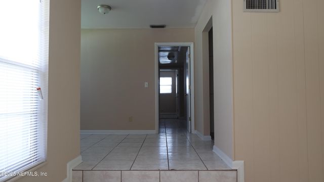 7963 LE MANS Drive, Jacksonville, FL 32210