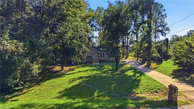 1505 Brannock Drive, Greensboro, NC 27406