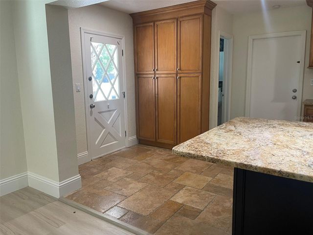 1850 JUAREZ WAY S, St Petersburg, FL 33712