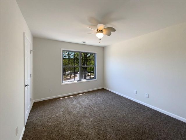 956 Buckhorn Bend, Locust Grove, GA 30248