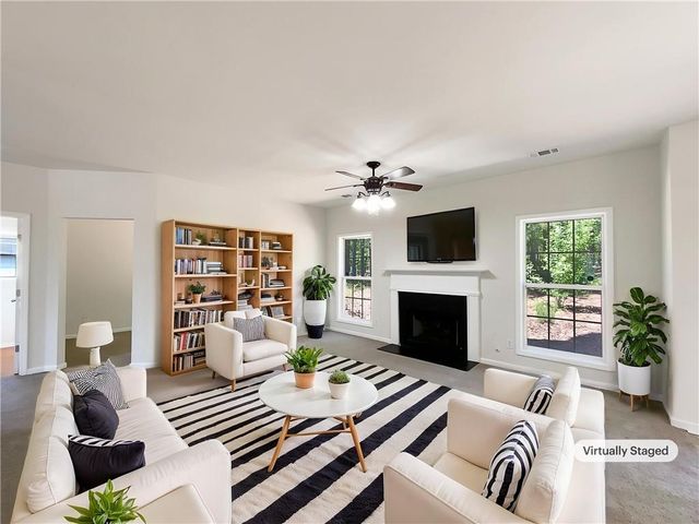 956 Buckhorn Bend, Locust Grove, GA 30248