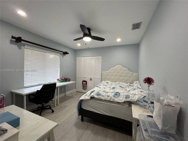 11121 SW 110th Rd 11121, Miami, FL 33176