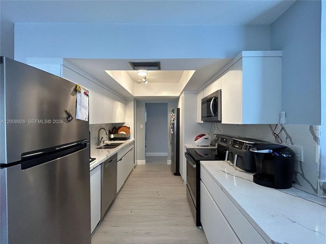 11121 SW 110th Rd 11121, Miami, FL 33176