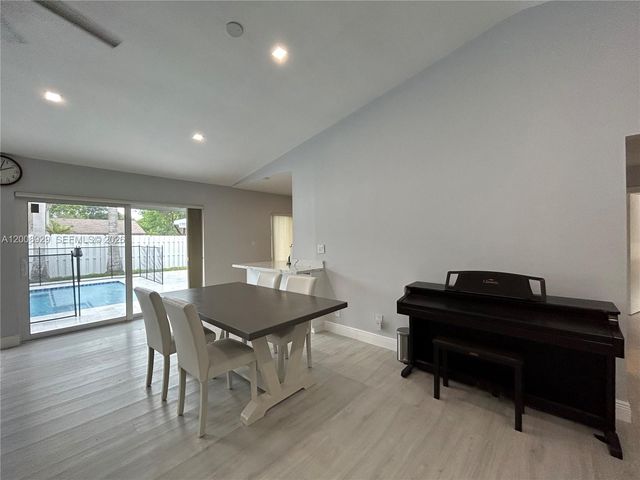 11121 SW 110th Rd 11121, Miami, FL 33176