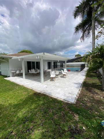 11121 SW 110th Rd 11121, Miami, FL 33176