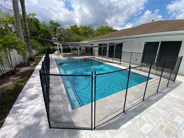 11121 SW 110th Rd 11121, Miami, FL 33176