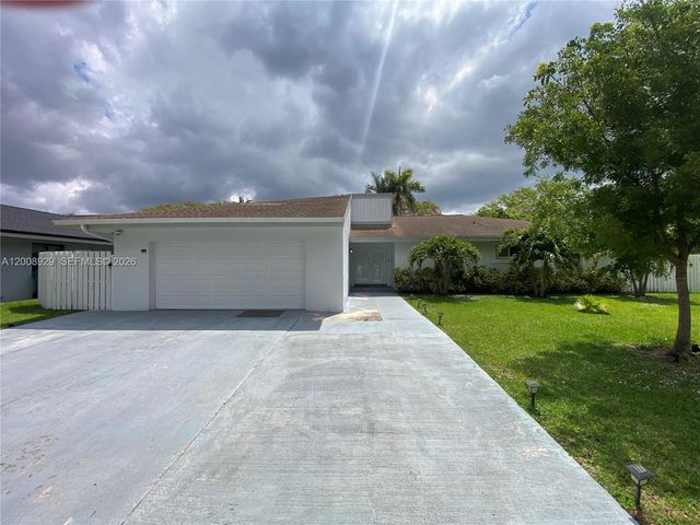 11121 SW 110th Rd 11121, Miami, FL 33176