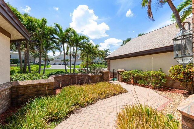 280 BELLEVIEW BOULEVARD, Belleair, FL 33756