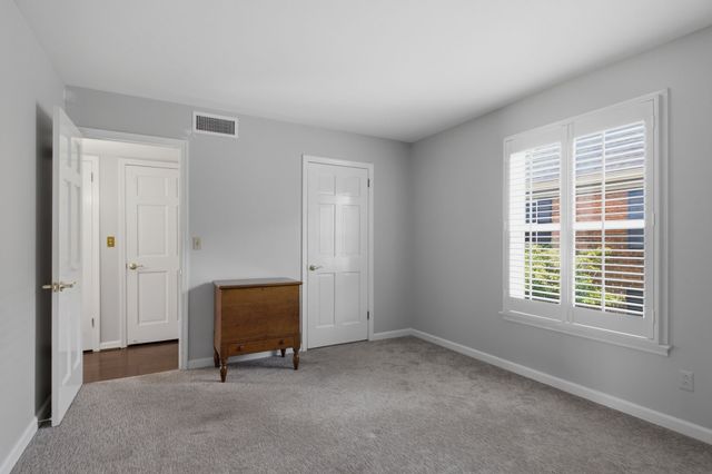 326 Elmington Ave, Nashville, TN 37205