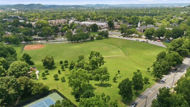 326 Elmington Ave, Nashville, TN 37205