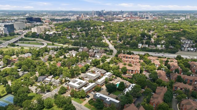 326 Elmington Ave, Nashville, TN 37205
