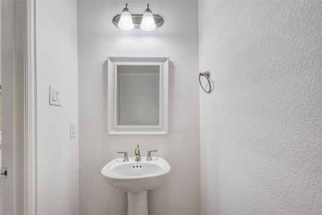 611 Matthew Place, Richardson, TX 75081