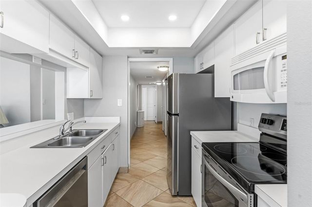 5966 MIDNIGHT PASS ROAD G113, Sarasota, FL 34242