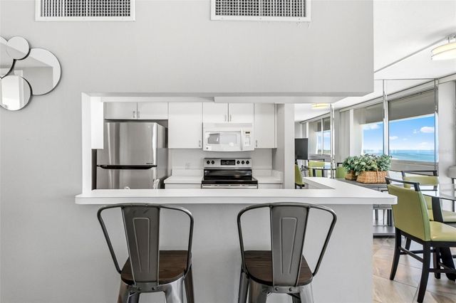 5966 MIDNIGHT PASS ROAD G113, Sarasota, FL 34242