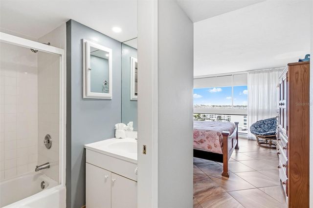 5966 MIDNIGHT PASS ROAD G113, Sarasota, FL 34242