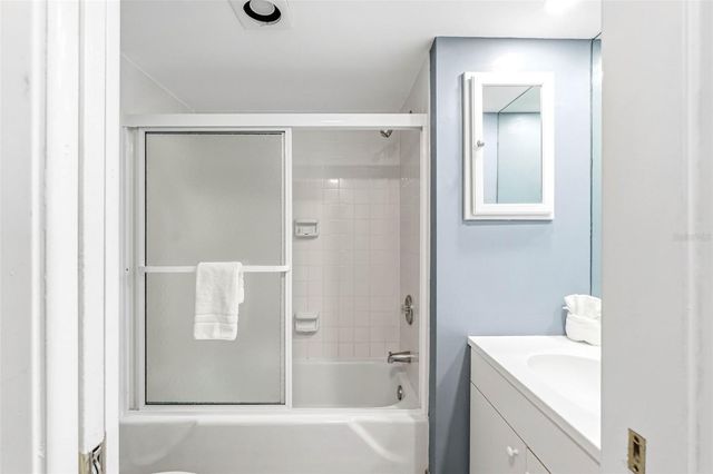 5966 MIDNIGHT PASS ROAD G113, Sarasota, FL 34242