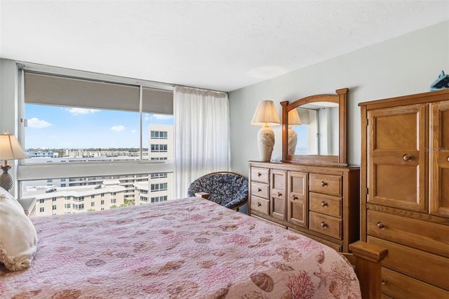 5966 MIDNIGHT PASS ROAD G113, Sarasota, FL 34242