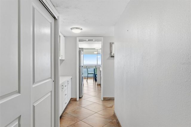 5966 MIDNIGHT PASS ROAD G113, Sarasota, FL 34242