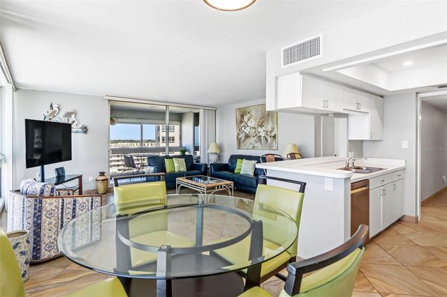 5966 MIDNIGHT PASS ROAD G113, Sarasota, FL 34242