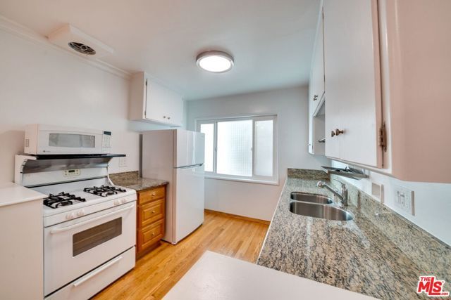 927 6th Street 3, Santa Monica, CA 90403