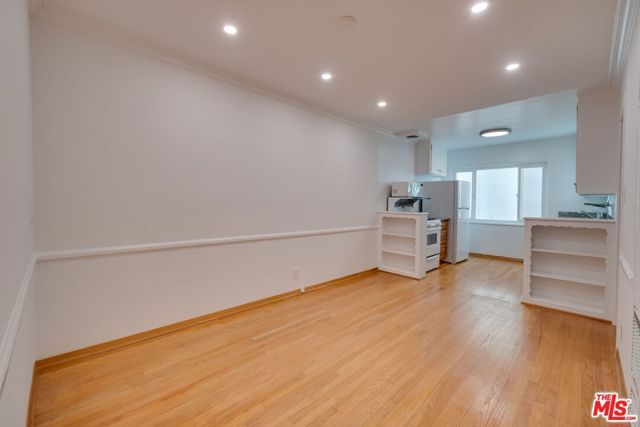 927 6th Street 3, Santa Monica, CA 90403
