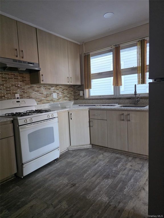 13-03 154th Street, Whitestone, NY 11357