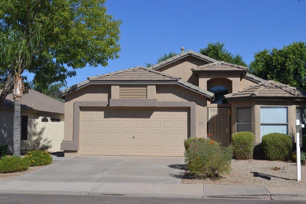 8240 E Obispo Avenue, Mesa, AZ 85212