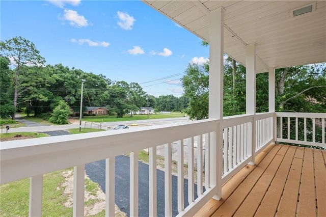2851 Sun Valley Drive, Mobile, AL 36618