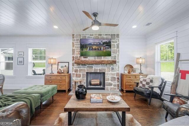 211 Hogan Coweta Road, Hogansville, GA 30230