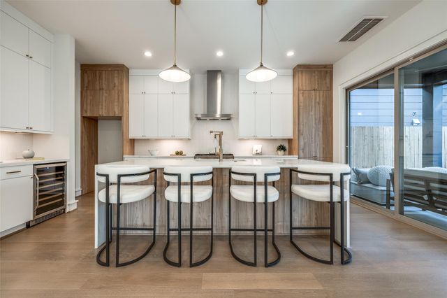 2213 Whitney Street, Houston, TX 77006