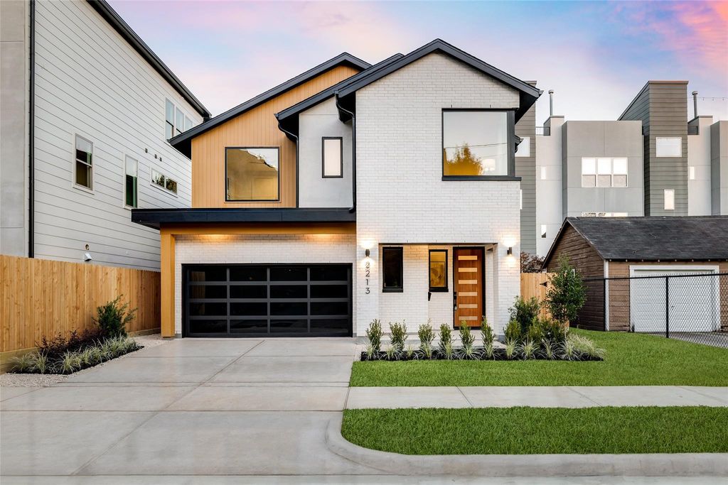 2213 Whitney Street, Houston, TX 77006