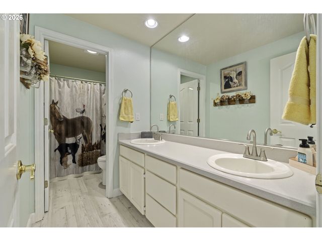 14415 Ne MOUNTAIN VIEW Dr, Battle Ground, WA 98604