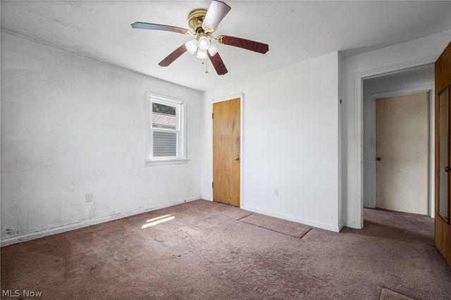 27111 Lynn Drive, Olmsted Twp, OH 44138